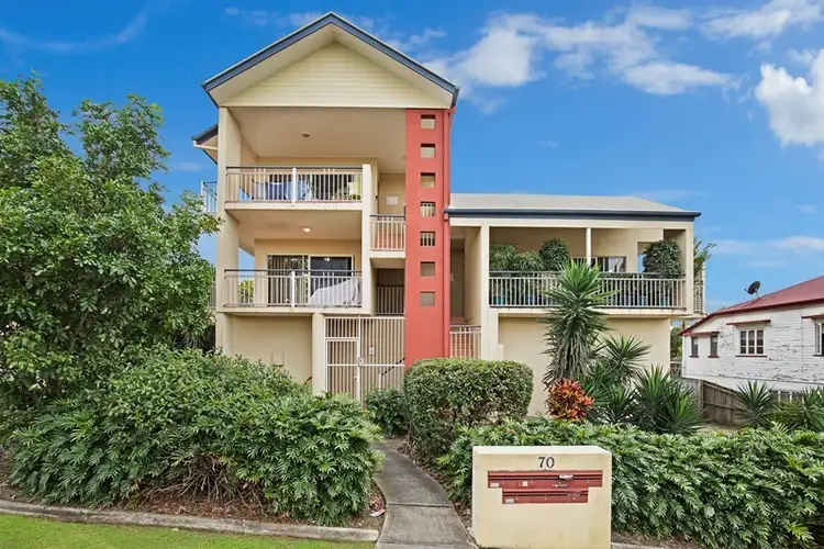 Main view of Homely unit listing, 4/70 Ekibin Road, Annerley QLD 4103