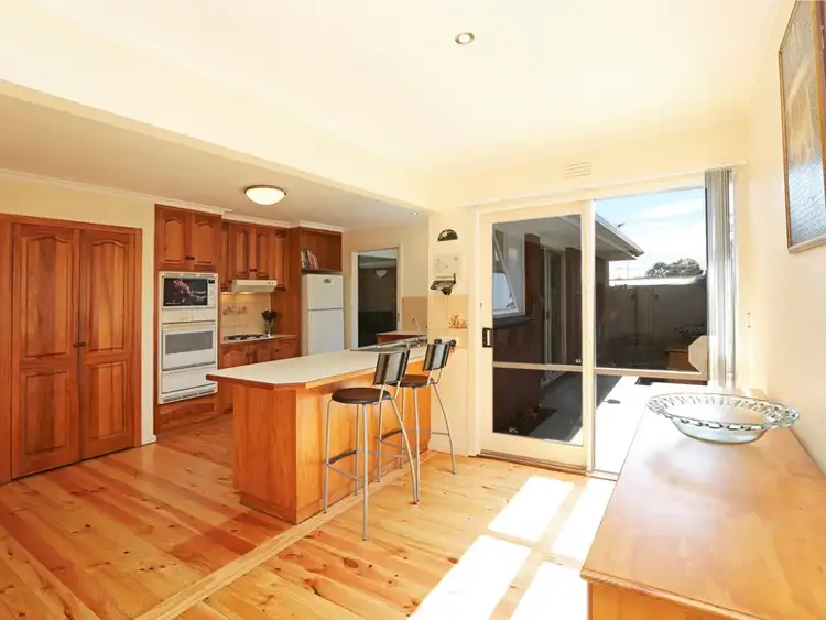 Fifth view of Homely house listing, 7 Hull Court, Grovedale VIC 3216