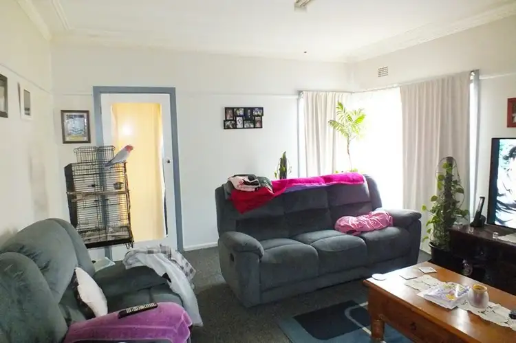 Fourth view of Homely house listing, 1 Blenheim Avenue, Oberon NSW 2787