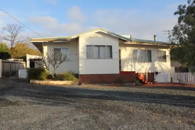 14 New Compton Street, Kambalda East WA 6442