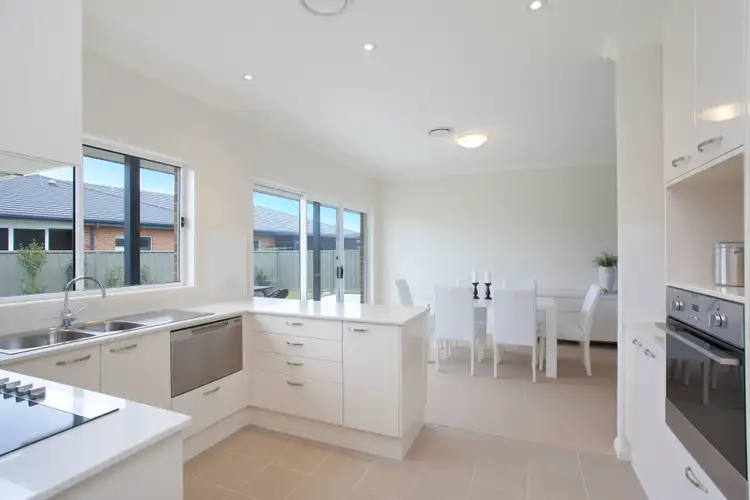 Second view of Homely house listing, 8 Cockatoo Court, Fullerton Cove NSW 2318