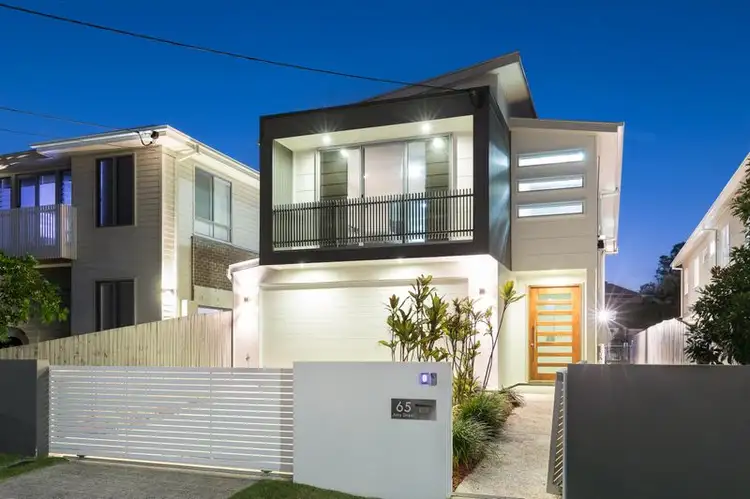65 Amy Street, Hawthorne QLD 4171