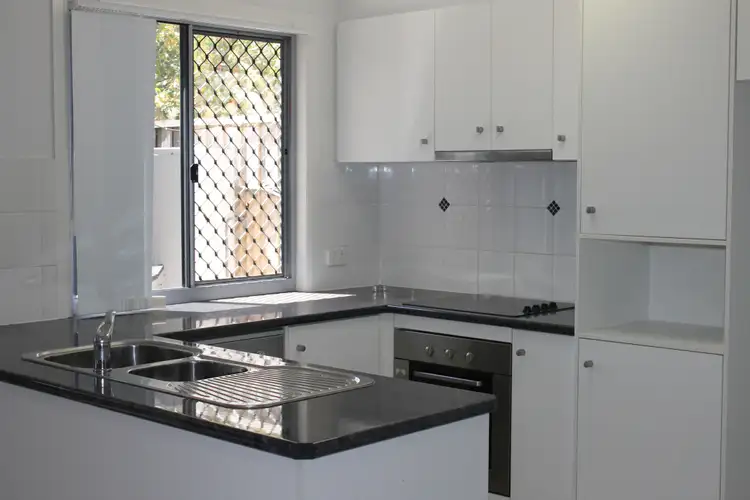 6/11 Walter Street, Caboolture QLD 4510