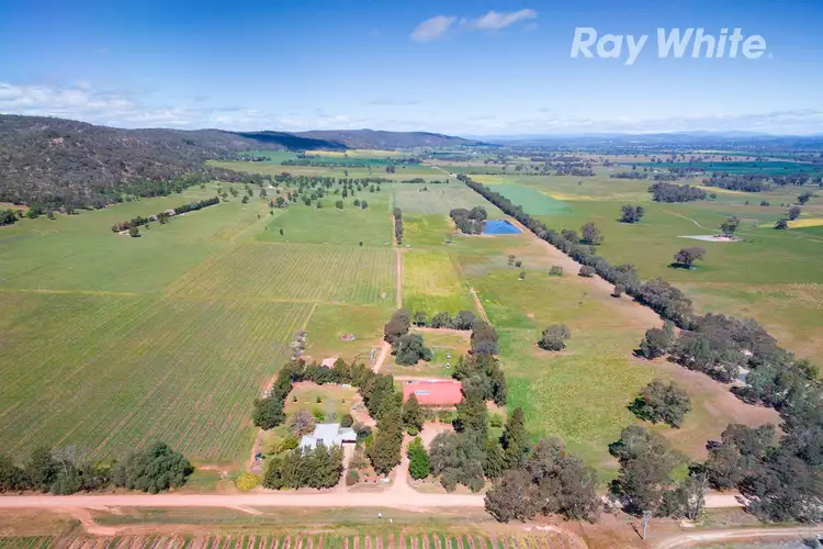 296 Booth Road, Taminick VIC 3675
