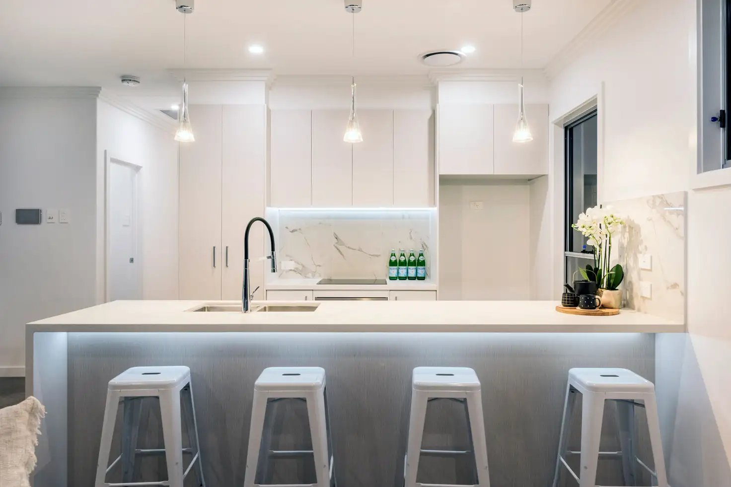 Main view of Homely townhouse listing, 2/46 Renton Street, Camp Hill QLD 4152