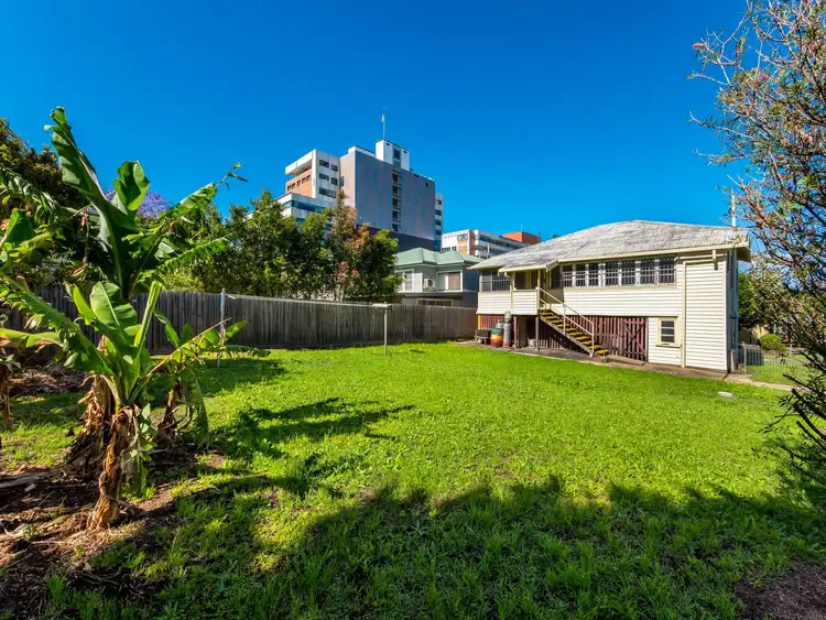 1 Little Uralba Street, Lismore NSW 2480