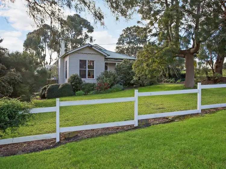 122-124 Mill Street, Mortlake VIC 3272