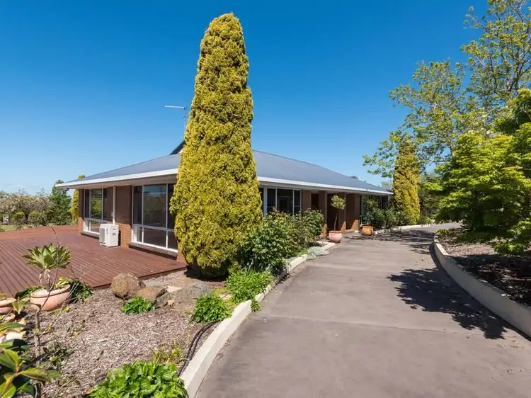 114 Walker Street, Cobden VIC 3266
