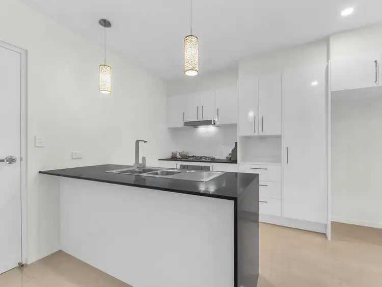 Sixth view of Homely block of units listing, 8/74 Gosford Street, Mount Gravatt QLD 4122