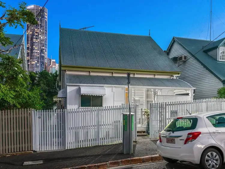 Third view of Homely house listing, 11 Thornbury Street, Spring Hill QLD 4000