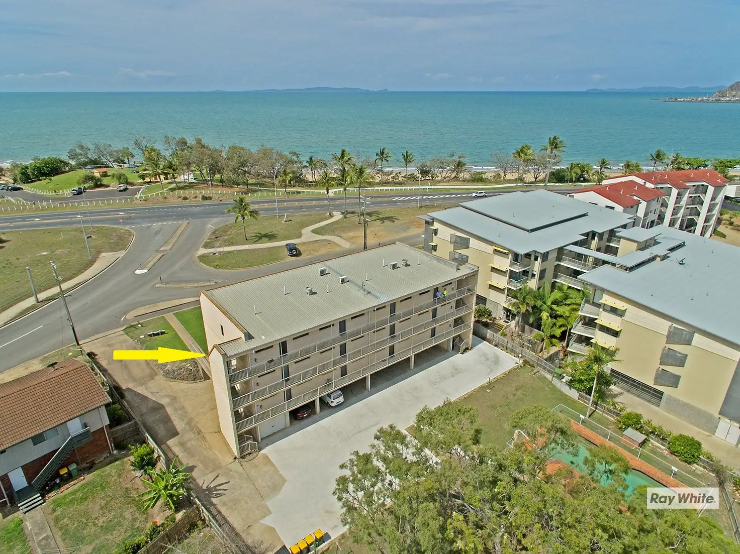 Main view of Homely unit listing, 1/92 Scenic Highway, Lammermoor QLD 4703