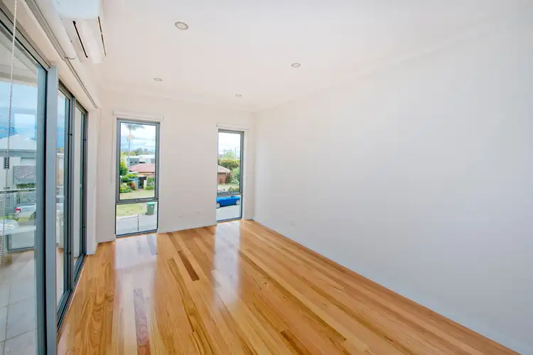 Fourth view of Homely house listing, 7/32 Pollard Street, Glendalough WA 6016
