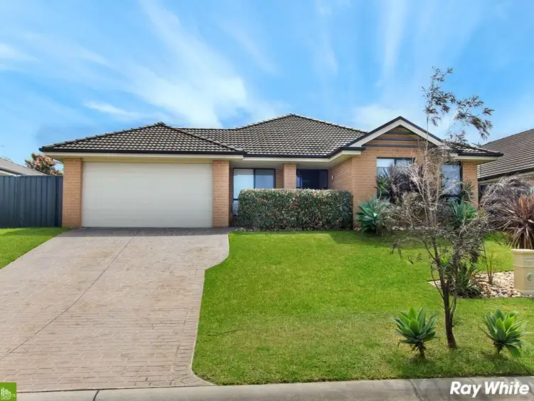 4 Penterong Way, Haywards Bay NSW 2530