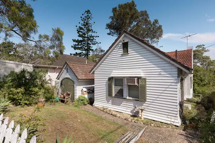 59 Highland Terrace, St Lucia QLD 4067