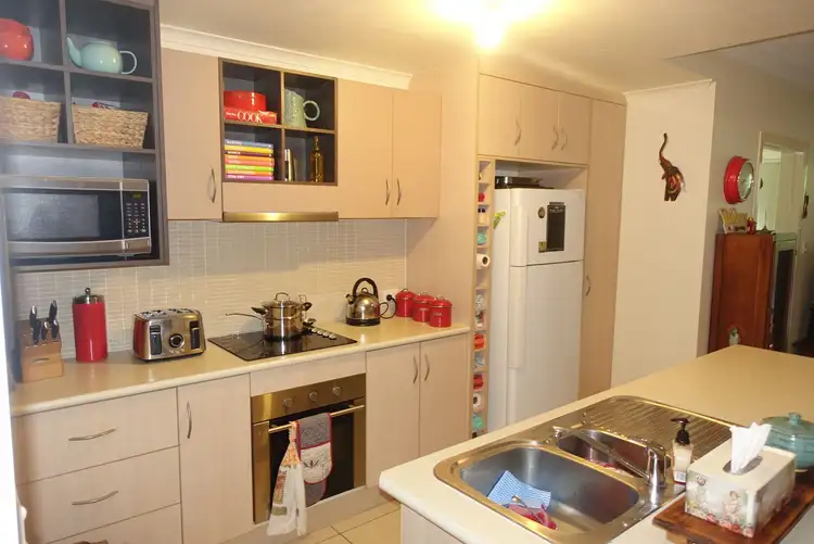 Fourth view of Homely unit listing, 10/1804 Captain Cook Highway, Clifton Beach QLD 4879