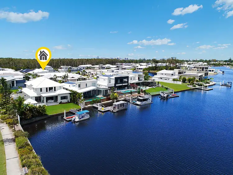 2 North Point Crescent, Pelican Waters QLD 4551