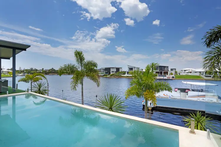 27 Bond Street, Pelican Waters QLD 4551