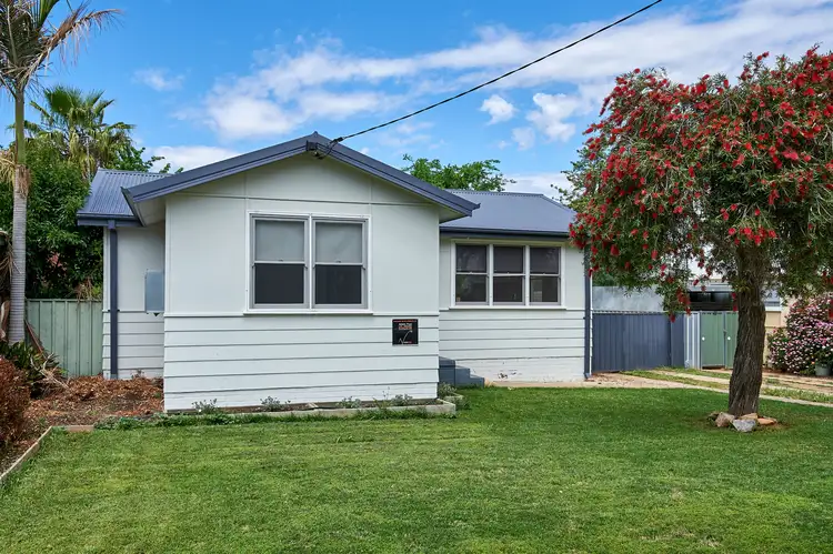 Main view of Homely house listing, 21 Spooner Avenue, Mount Austin NSW 2650