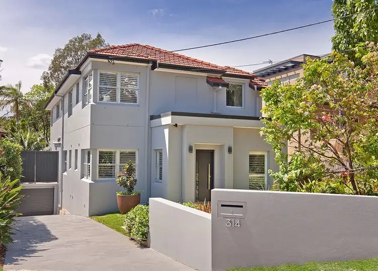 314 Sailors Bay Road  (Quiet End ), Northbridge NSW 2063