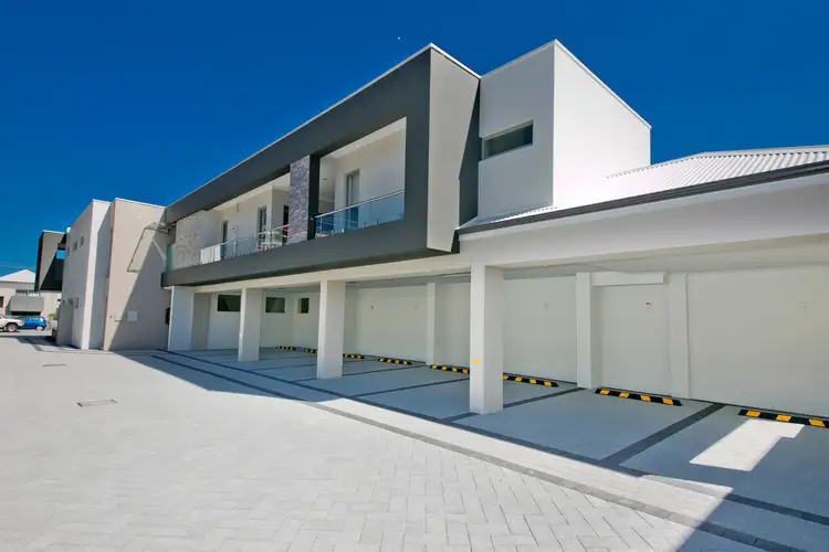 Fifth view of Homely house listing, 5/32 Pollard Street, Glendalough WA 6016