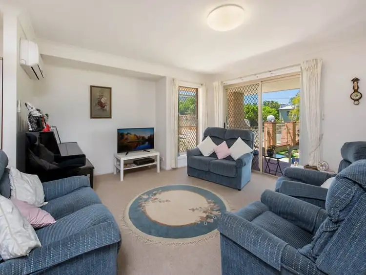 Fourth view of Homely unit listing, 1/19 Oronsay Avenue, Caloundra QLD 4551