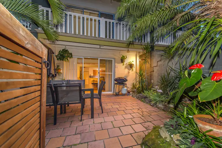 2/25 Coral Tree Avenue, Noosa Heads QLD 4567