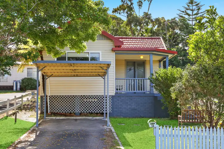 Sixth view of Homely house listing, 18 Collard Road, Point Clare NSW 2250