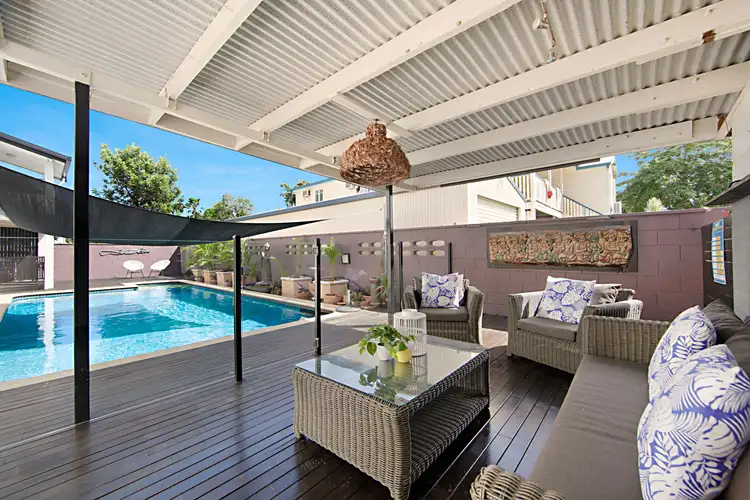 37 Sherriff Street, Hermit Park QLD 4812