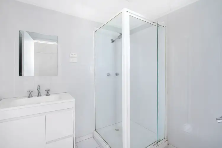 Sixth view of Homely house listing, 2 Rawson Avenue, North Tamworth NSW 2340