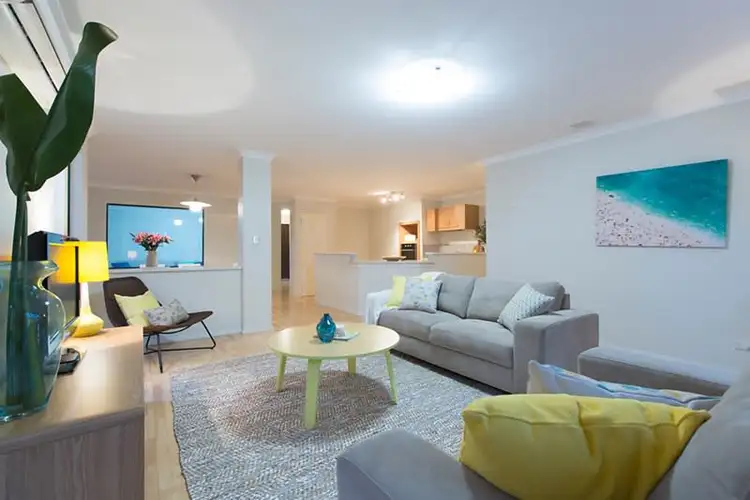 Sixth view of Homely house listing, 5 Silvergum Close, Stirling WA 6021