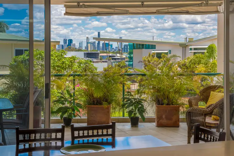 Fifth view of Homely apartment listing, 3/27-29 Harbour Road, Hamilton QLD 4007