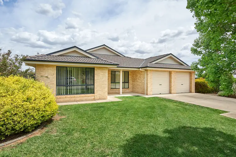 11 Protea Place, Forest Hill NSW 2651