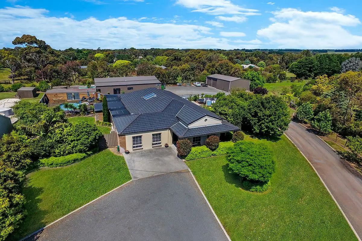 Main view of Homely house listing, 9 Kiaman Close, Bushfield VIC 3281