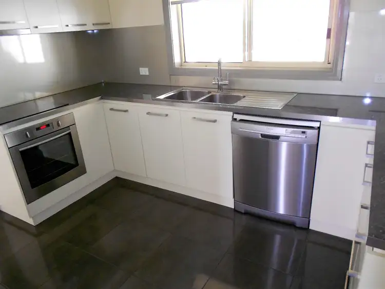 Second view of Homely house listing, 4 Kathleen Street, Bordertown SA 5268