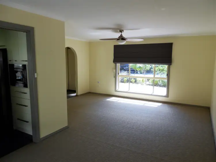 Seventh view of Homely house listing, 4 Kathleen Street, Bordertown SA 5268