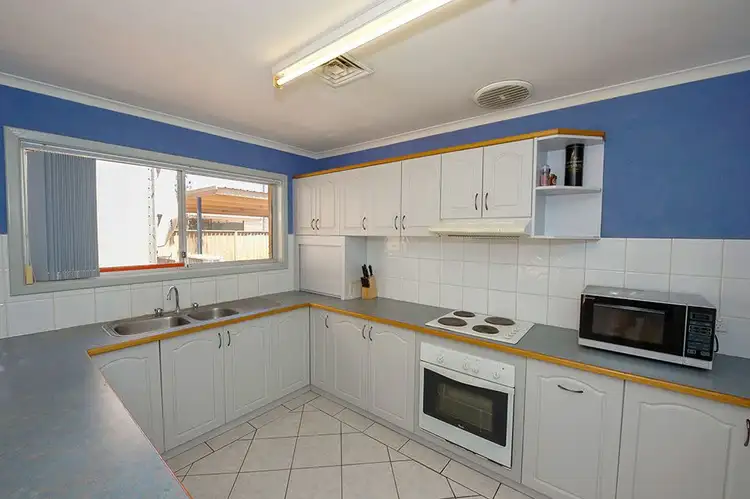 13 Shadwick Drive, Millars Well WA 6714