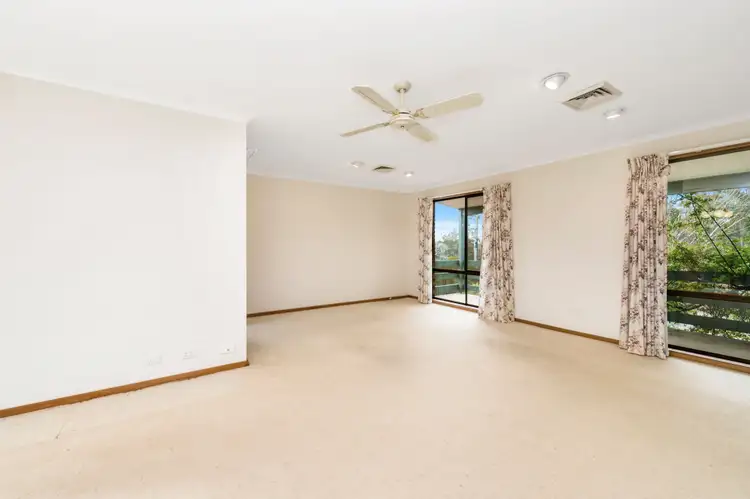 Sixth view of Homely house listing, 10 Granville Close, Greenleigh NSW 2620