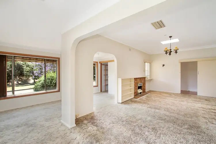 Second view of Homely house listing, 25 Marnola Crescent, Tamworth NSW 2340