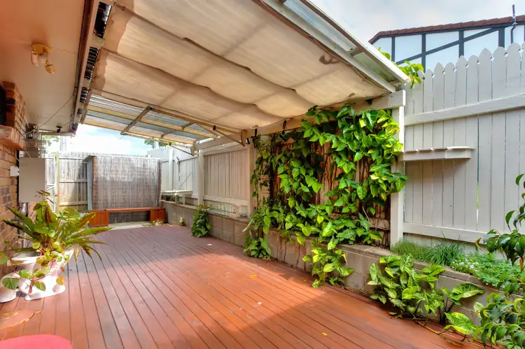 Main view of Homely unit listing, 1/194 Ewing Road, Woodridge QLD 4114