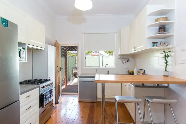 37 Gipps Street, Carrington NSW 2294