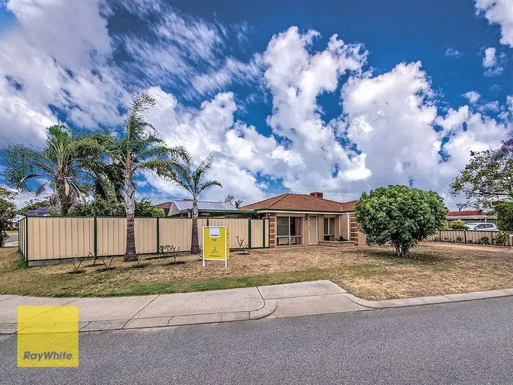 1 Beenan Elbow, South Guildford WA 6055