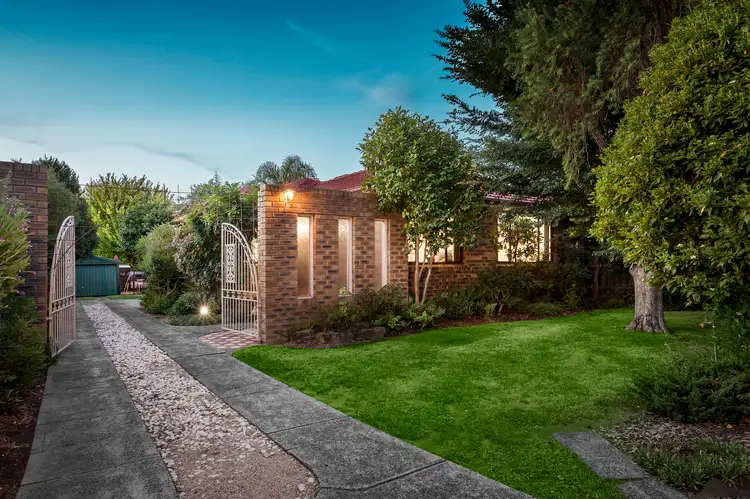 33 Vincent Street, Macleod VIC 3085