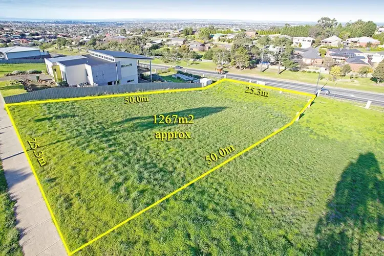73 Clydesdale Way, Highton VIC 3216