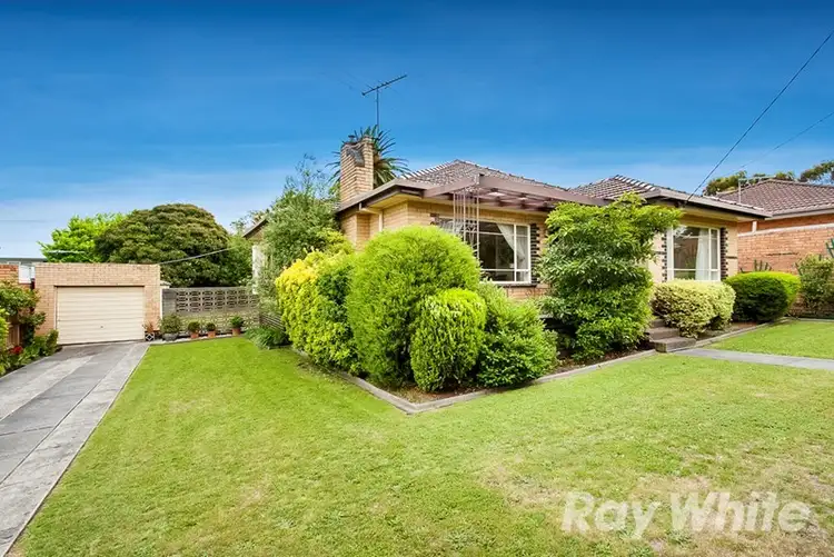 1 Bradstreet Road, Mount Waverley VIC 3149