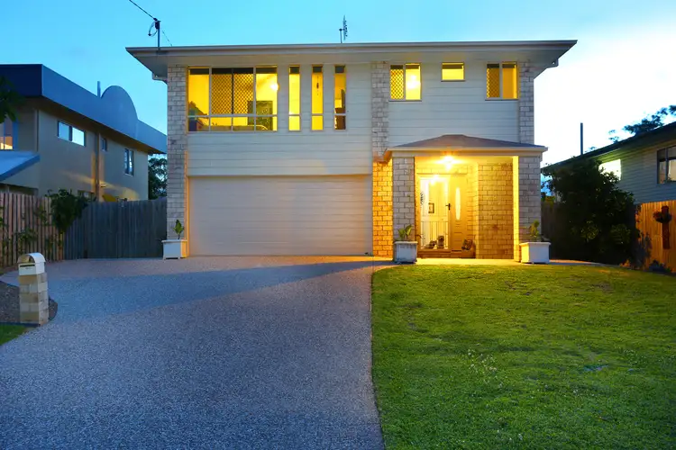 16 Moonah Avenue, Southport QLD 4215