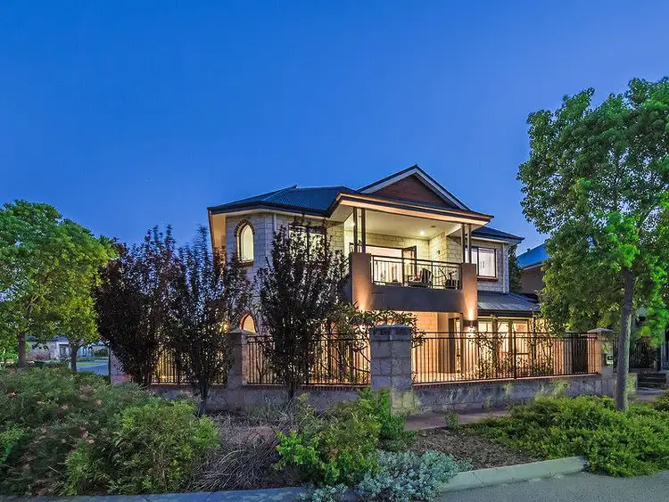 27 The Embankment, South Guildford WA 6055