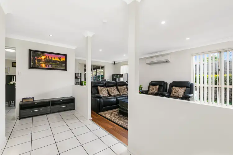 Fifth view of Homely house listing, 2 Panama Court, Kuraby QLD 4112