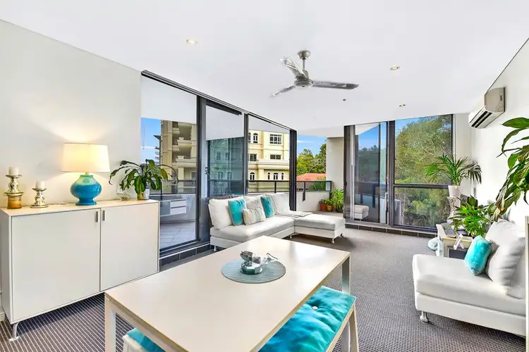 2 Aqua Street, Southport QLD 4215