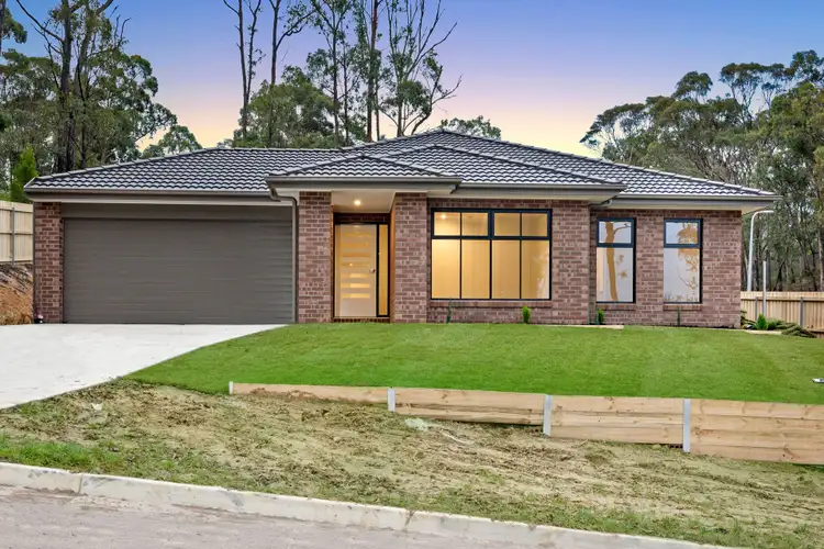 2 Sewell Court, Mount Helen VIC 3350