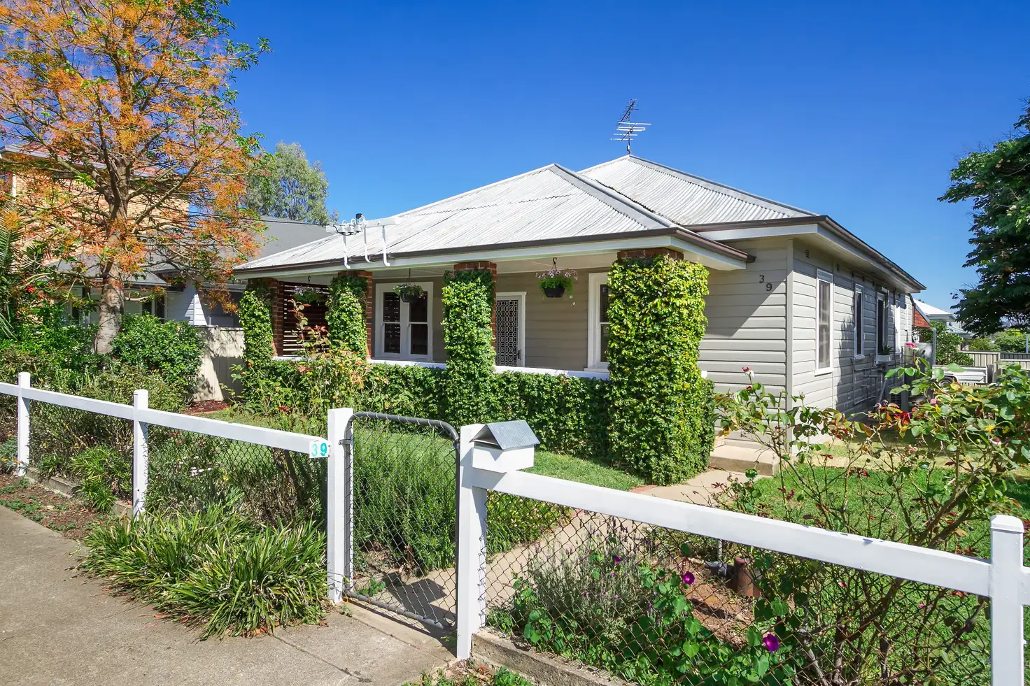 Main view of Homely house listing, 39 Gipps Street, Tamworth NSW 2340
